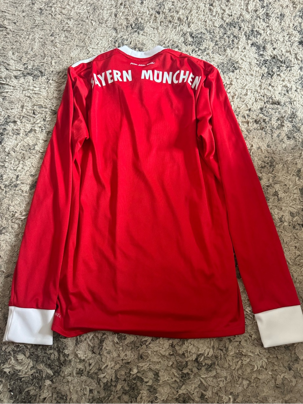 adidas Red & White FC Bayern Munich men’s xs Long-Sleeve Soccer Jersey - Picture 2 of 3